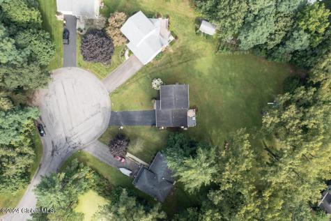 104 Mountainview Court Guilderland NY 12084