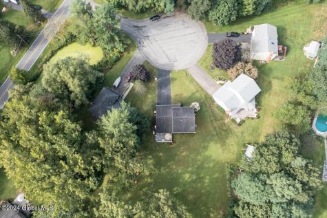 104 Mountainview Court Guilderland NY 12084