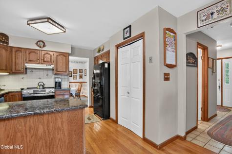 3059 E Old State Road Schenectady NY 12303