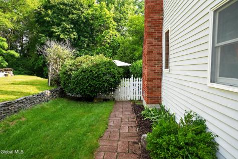 3059 E Old State Road Schenectady NY 12303