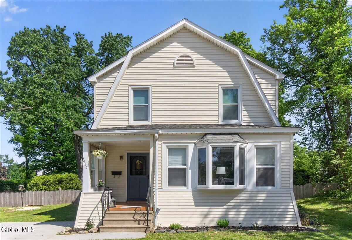 1932 Tower Avenue Schenectady NY 12304