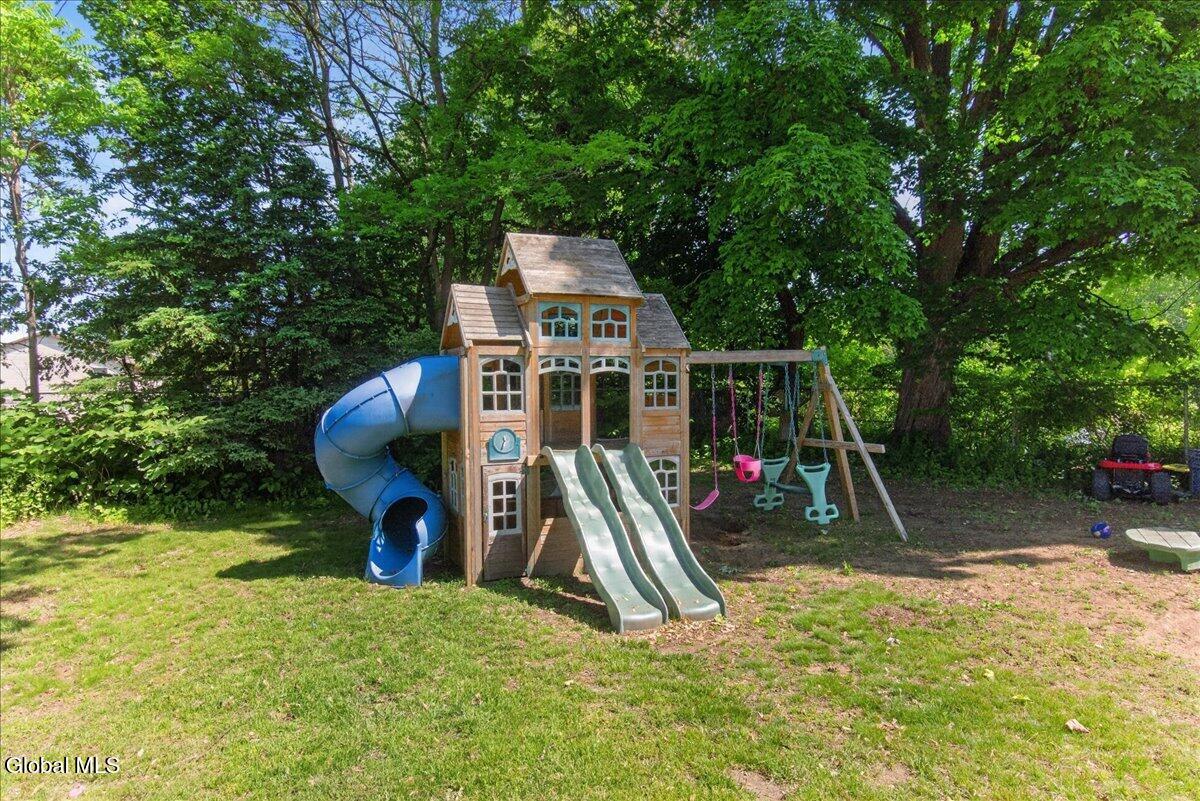 1932 Tower Avenue Schenectady NY 12304