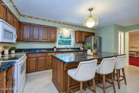 48 Bayberry Drive Halfmoon NY 12065