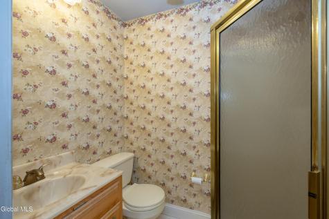 48 Bayberry Drive Halfmoon NY 12065