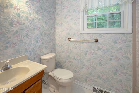 48 Bayberry Drive Halfmoon NY 12065