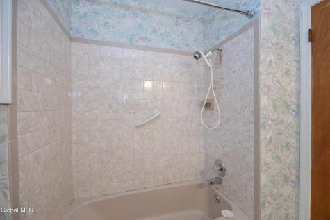 48 Bayberry Drive Halfmoon NY 12065