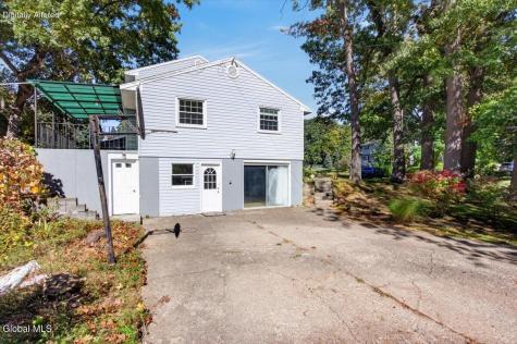 48 Bayberry Drive Halfmoon NY 12065