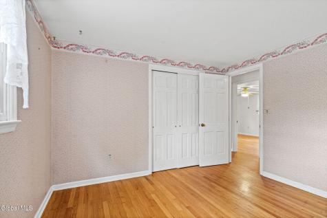 8 Lancaster Drive Glenville NY 12302