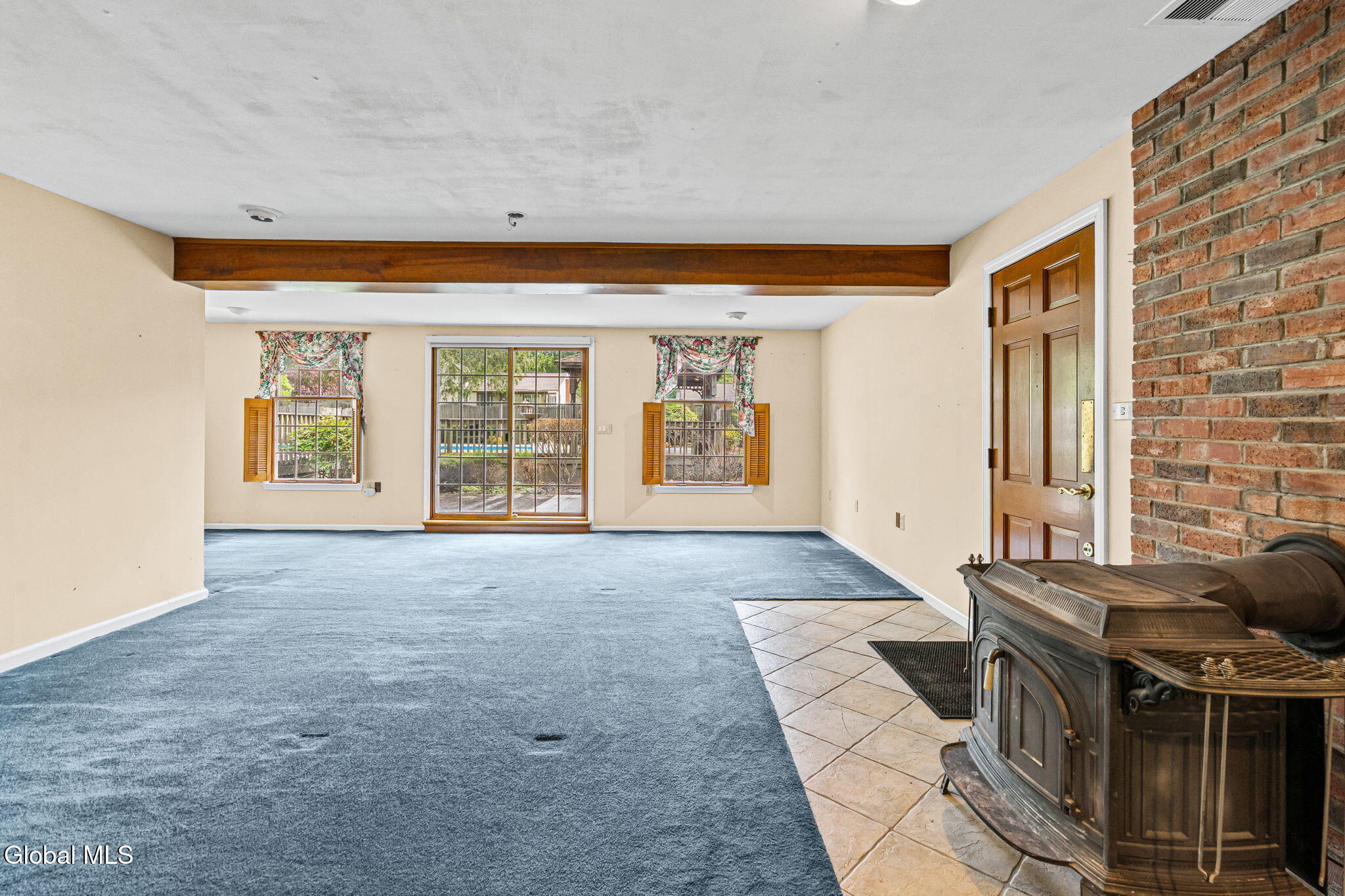 8 Lancaster Drive Glenville NY 12302