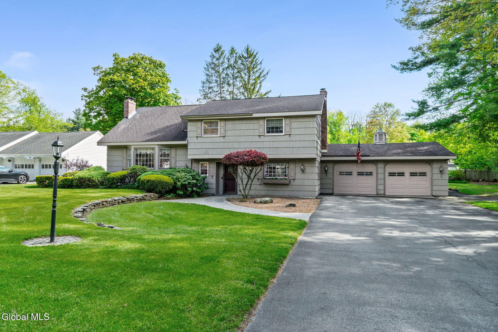 8 Lancaster Drive Glenville NY 12302