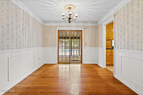 8 Lancaster Drive Glenville NY 12302
