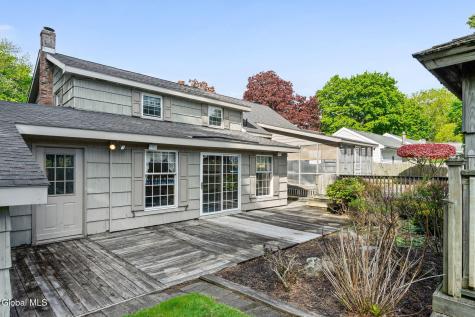 8 Lancaster Drive Glenville NY 12302
