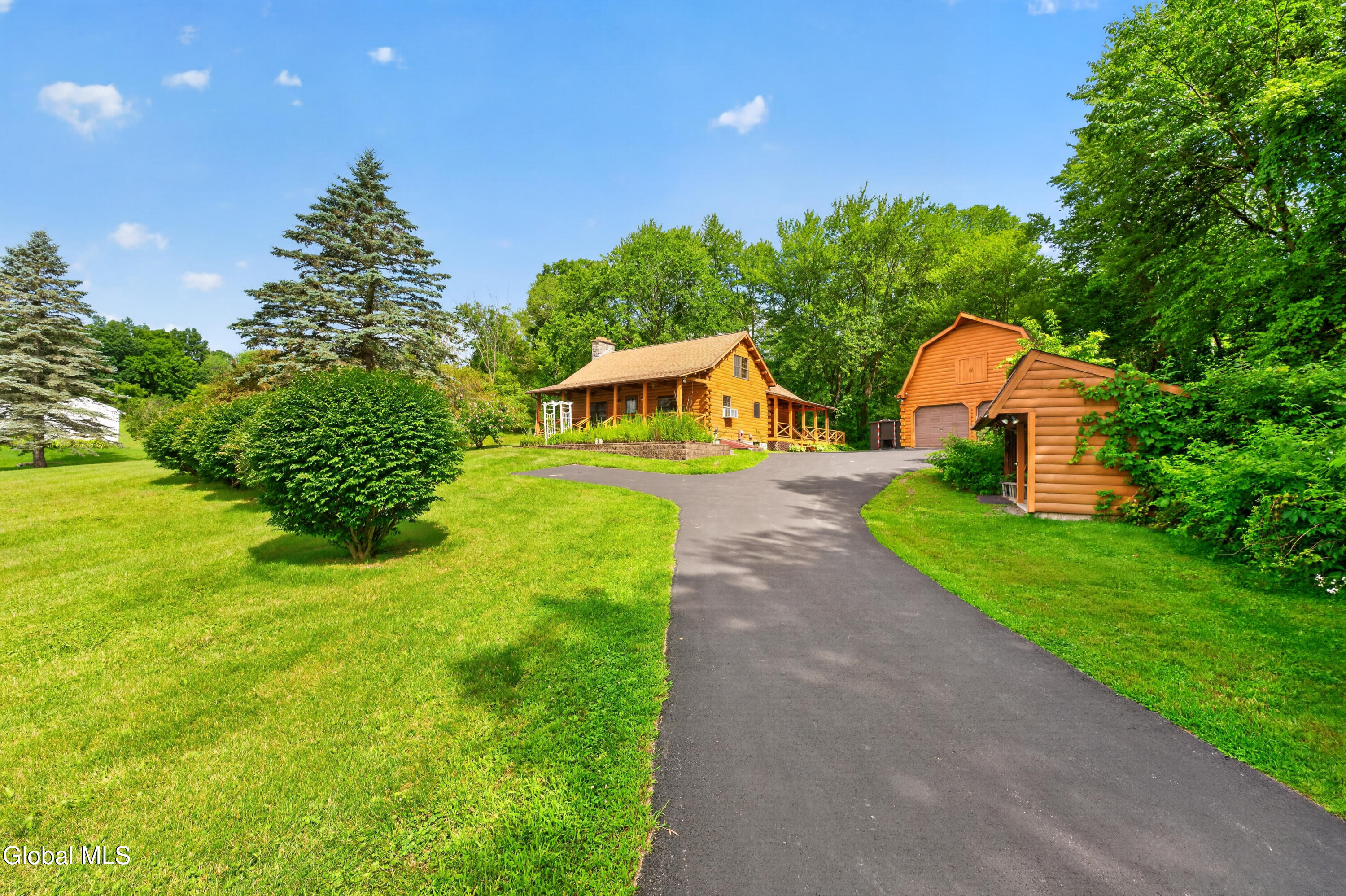 294 Poyneer Road Nassau NY 12123