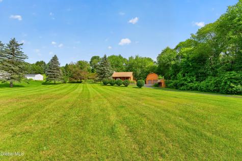 294 Poyneer Road Nassau NY 12123
