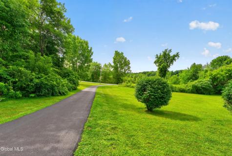 294 Poyneer Road Nassau NY 12123