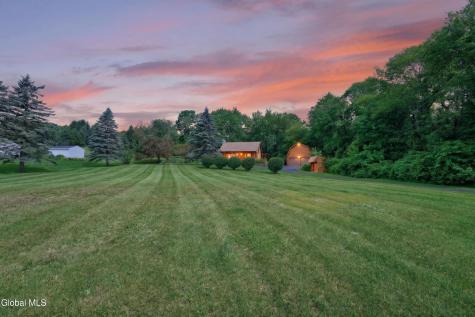 294 Poyneer Road Nassau NY 12123