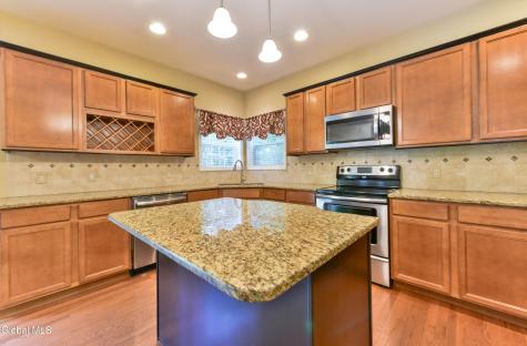 5 Lenca Court Wilton NY 12831
