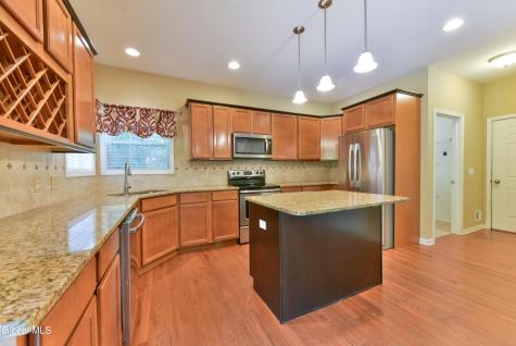 5 Lenca Court Wilton NY 12831