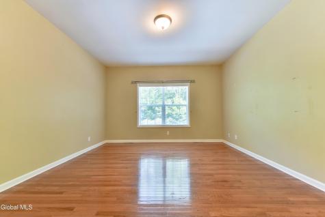 5 Lenca Court Wilton NY 12831