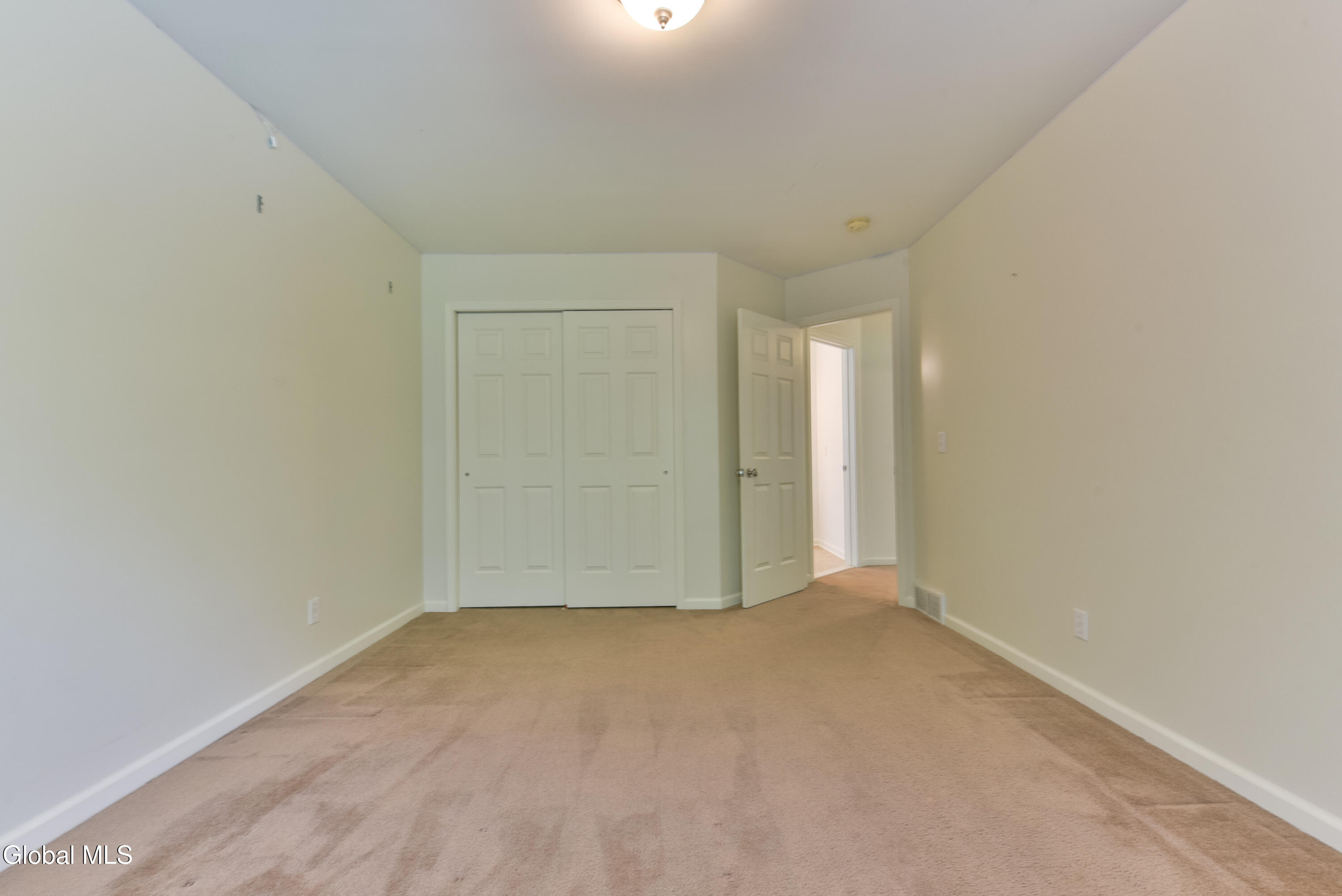 5 Lenca Court Wilton NY 12831