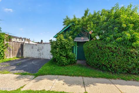 603 2nd Avenue Watervliet NY 12189