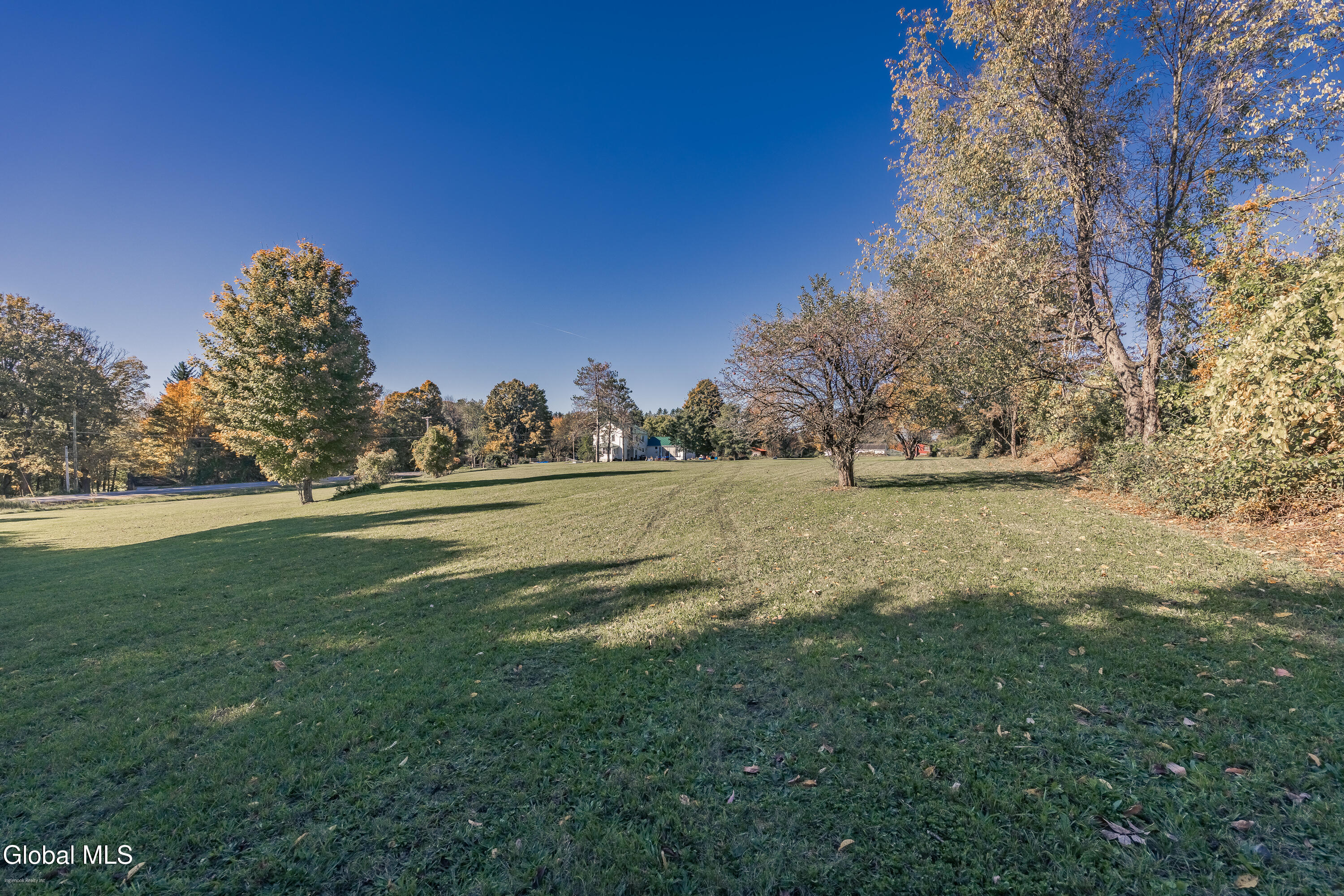 1121 W Galway Road Hagaman NY 12074