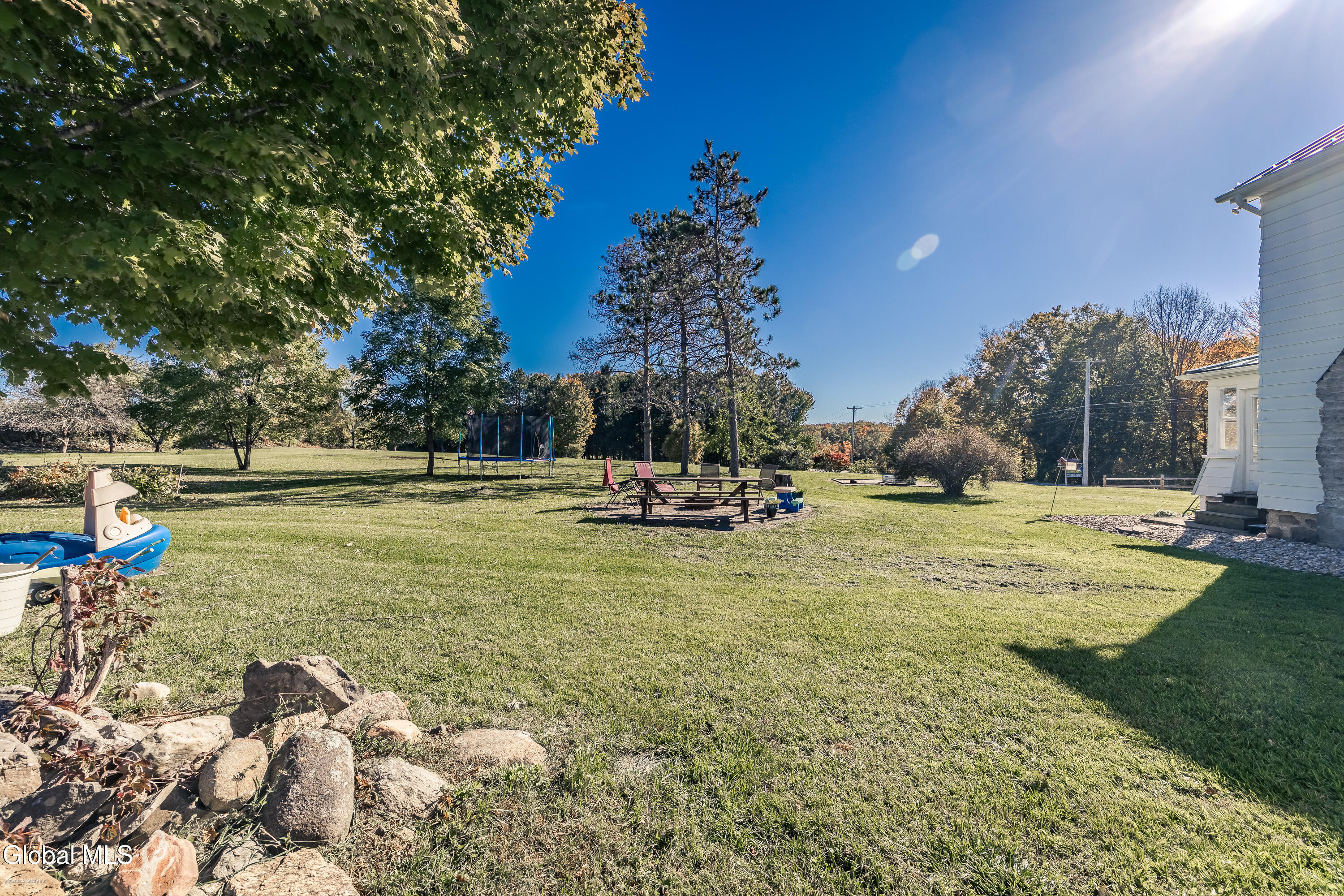 1121 W Galway Road Hagaman NY 12074