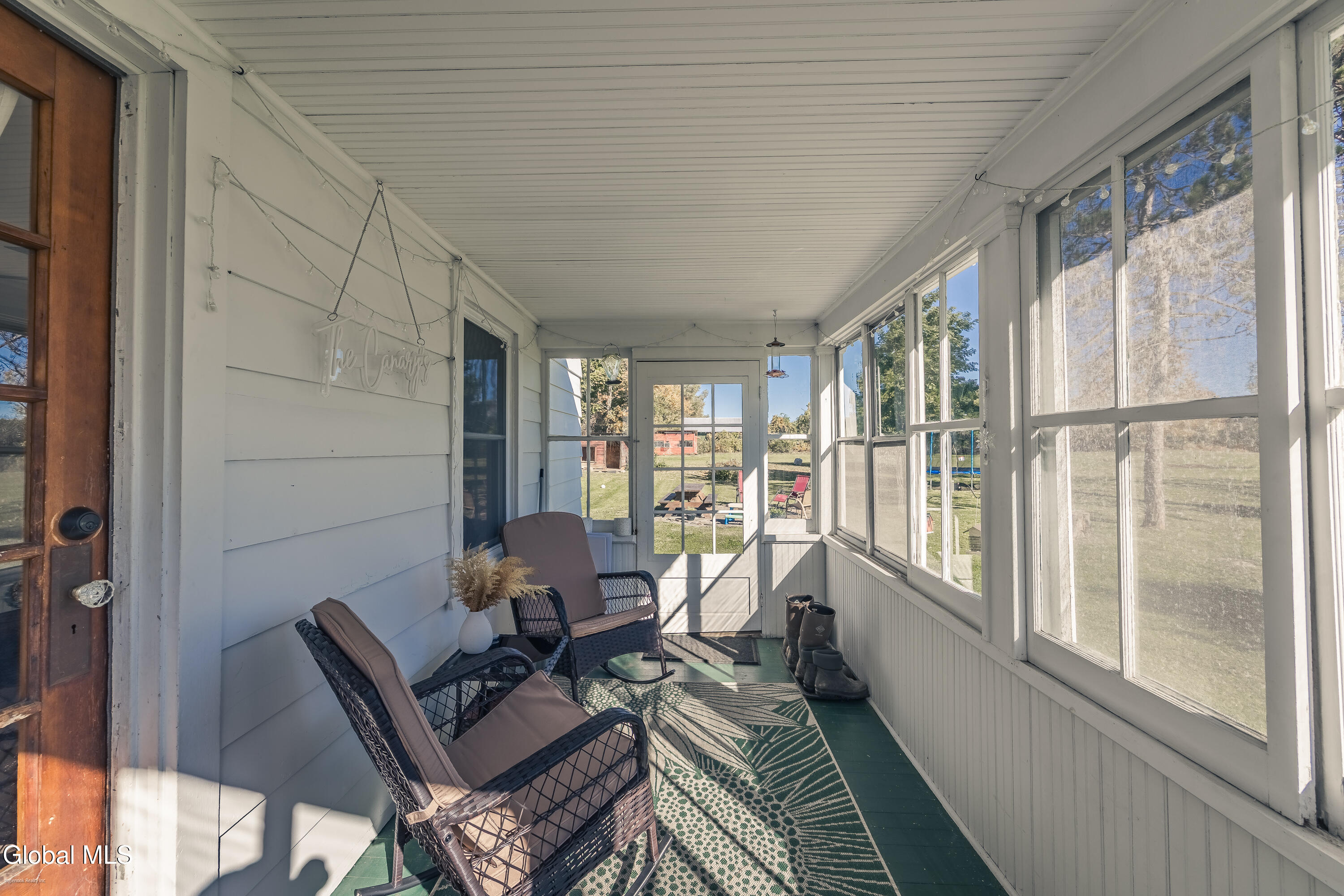 1121 W Galway Road Hagaman NY 12074