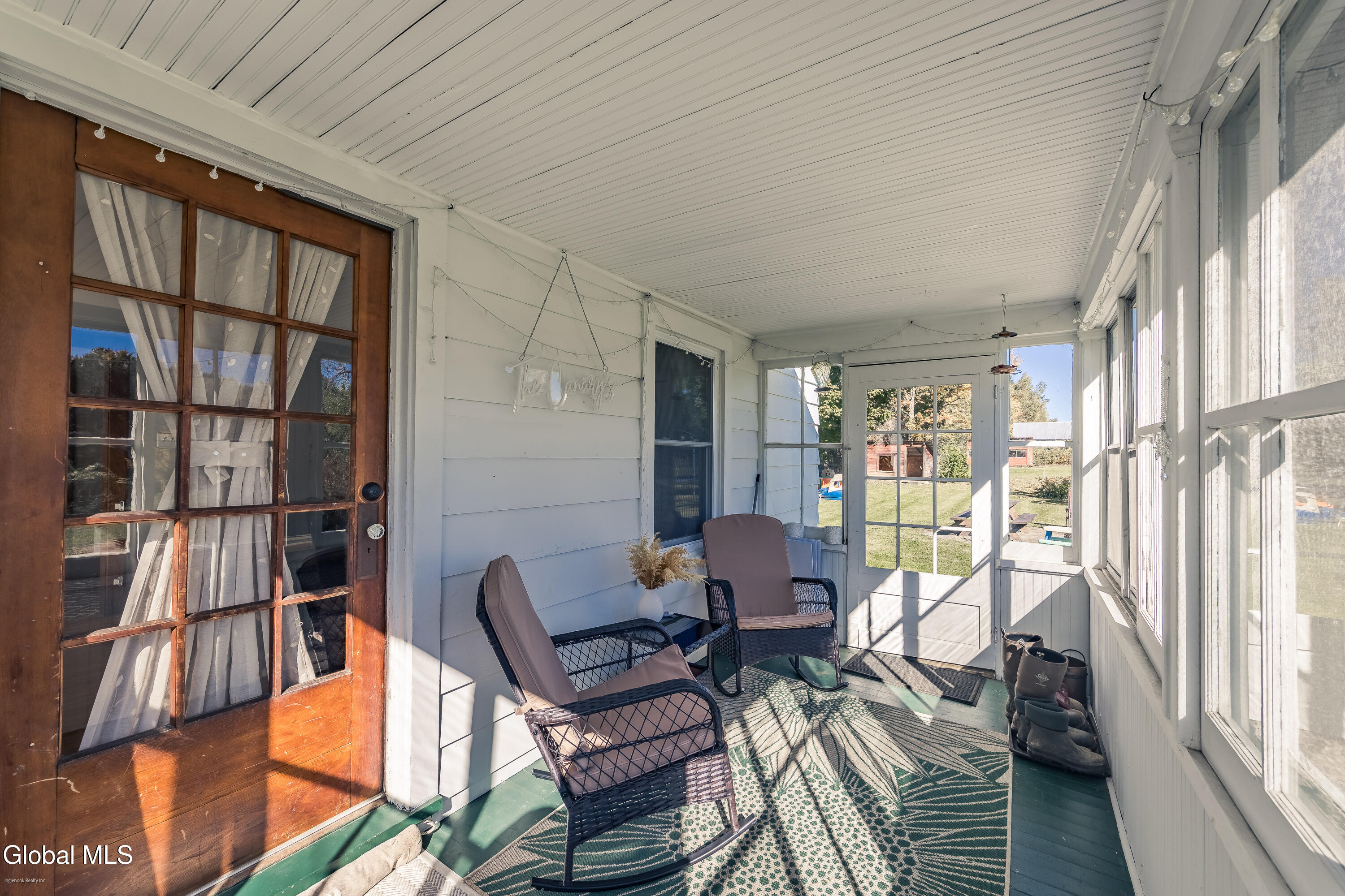 1121 W Galway Road Hagaman NY 12074