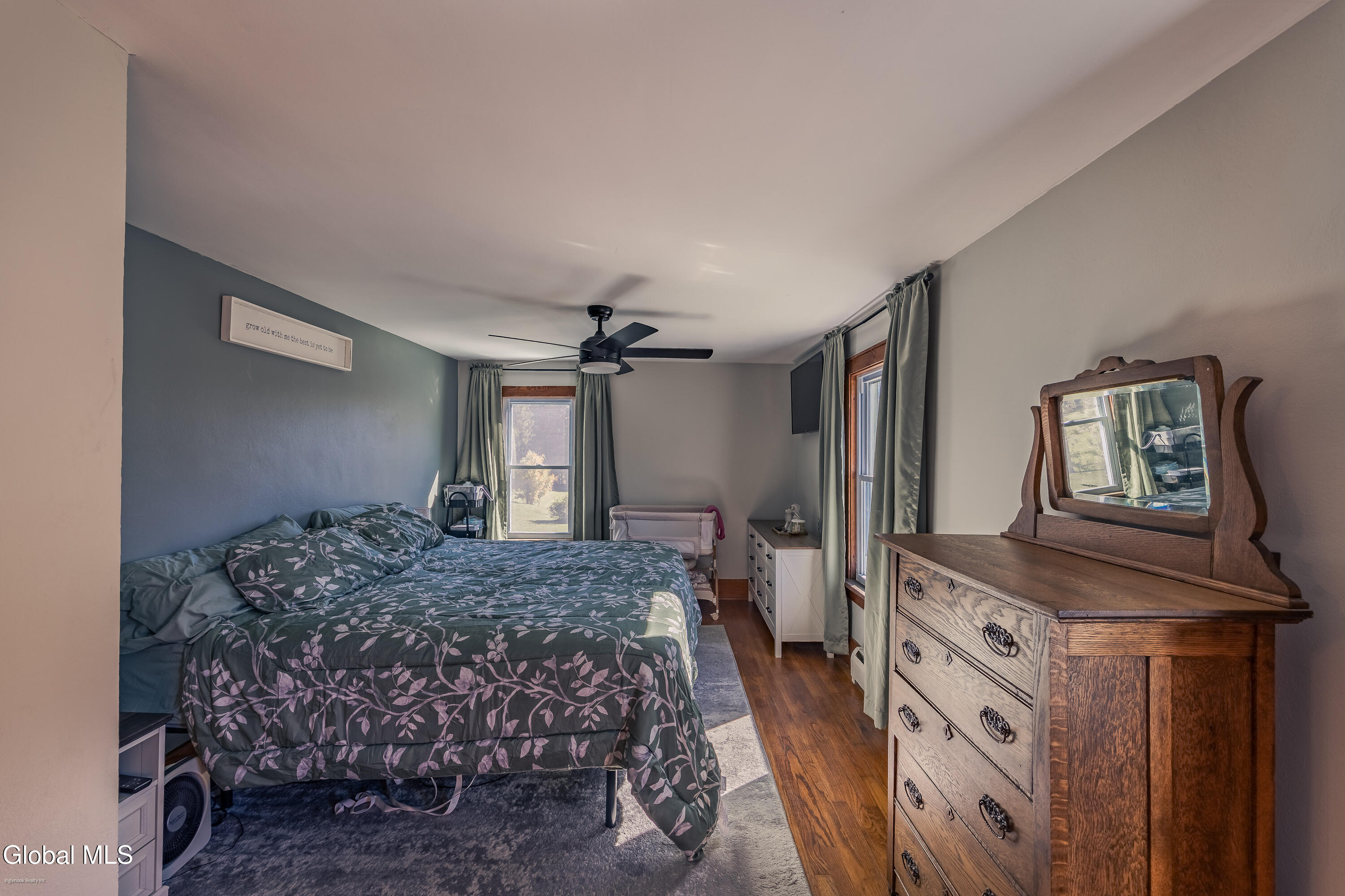 1121 W Galway Road Hagaman NY 12074