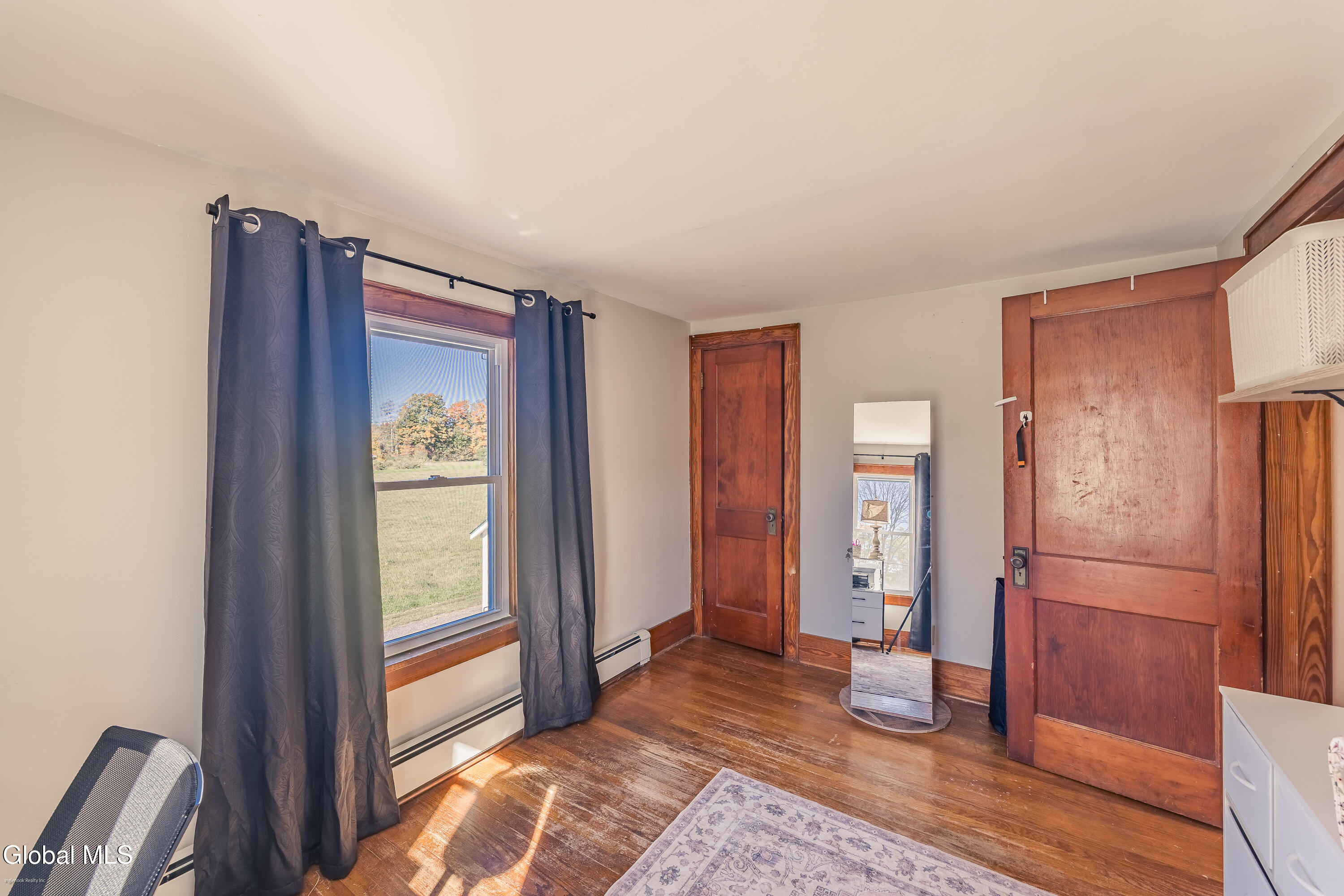 1121 W Galway Road Hagaman NY 12074