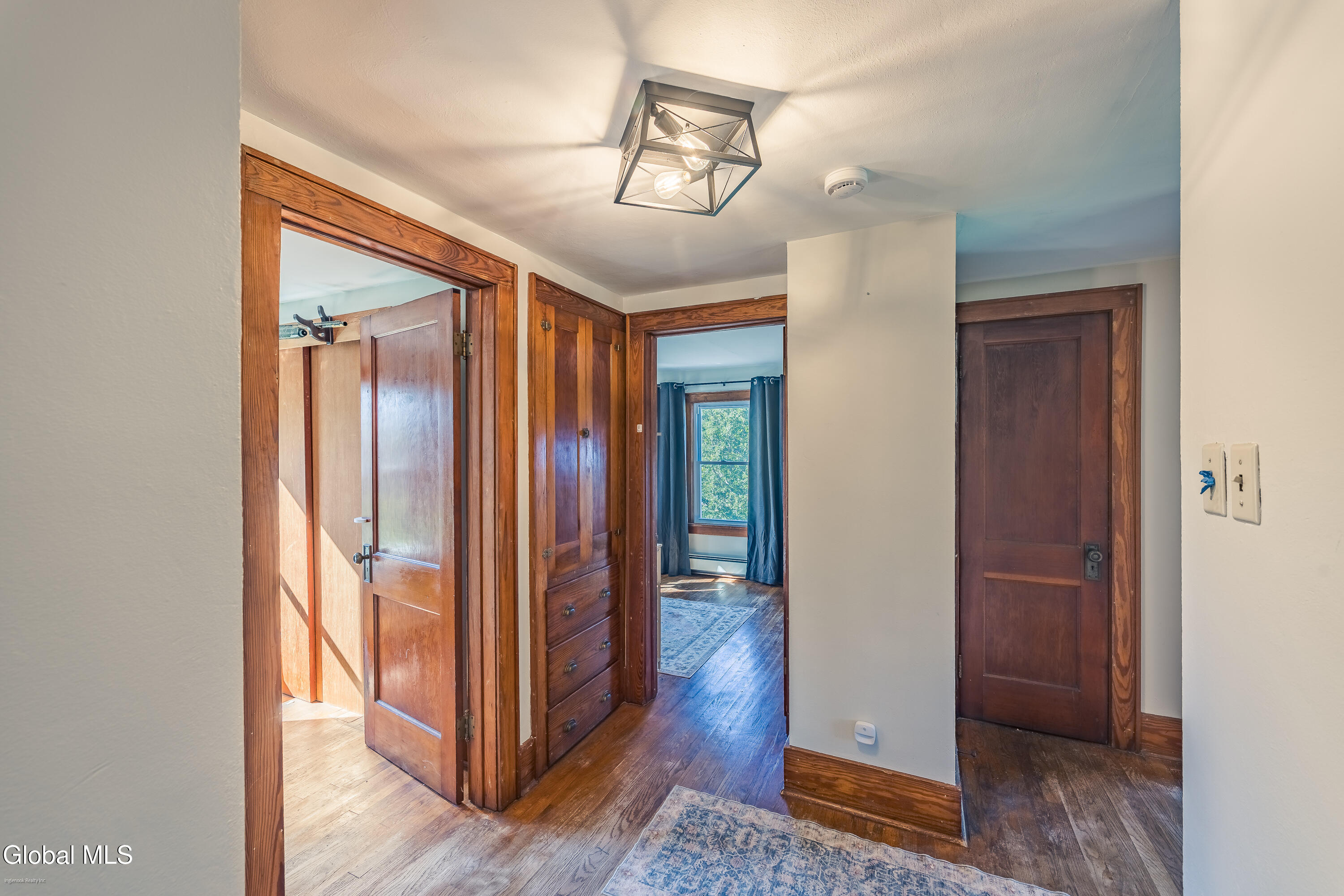1121 W Galway Road Hagaman NY 12074