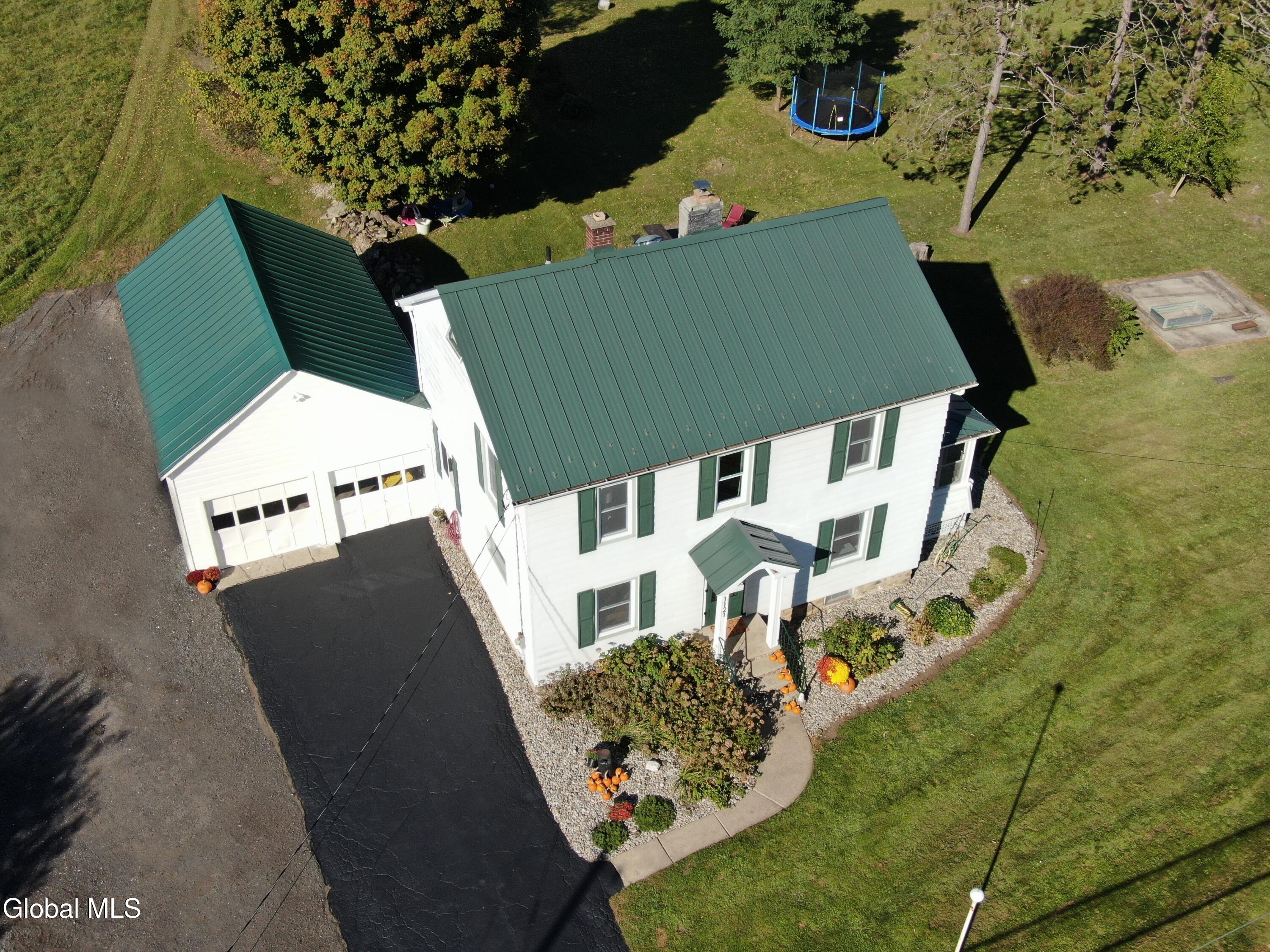1121 W Galway Road Hagaman NY 12074