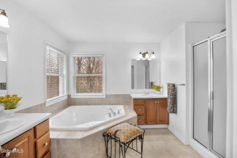 22 Wayfield Lane Cohoes NY 12047