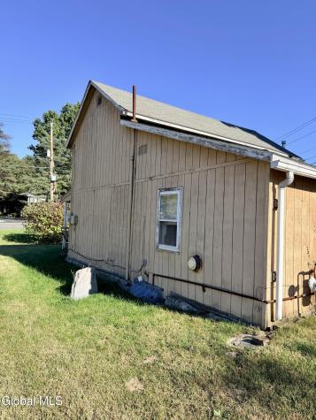 170 Old Niskayuna Road Latham NY 12110