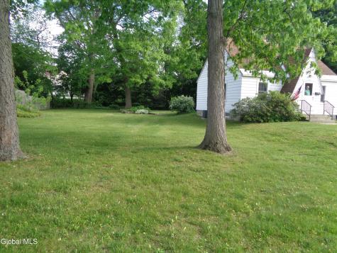 2145 Robinwood Avenue Schenectady NY 12306