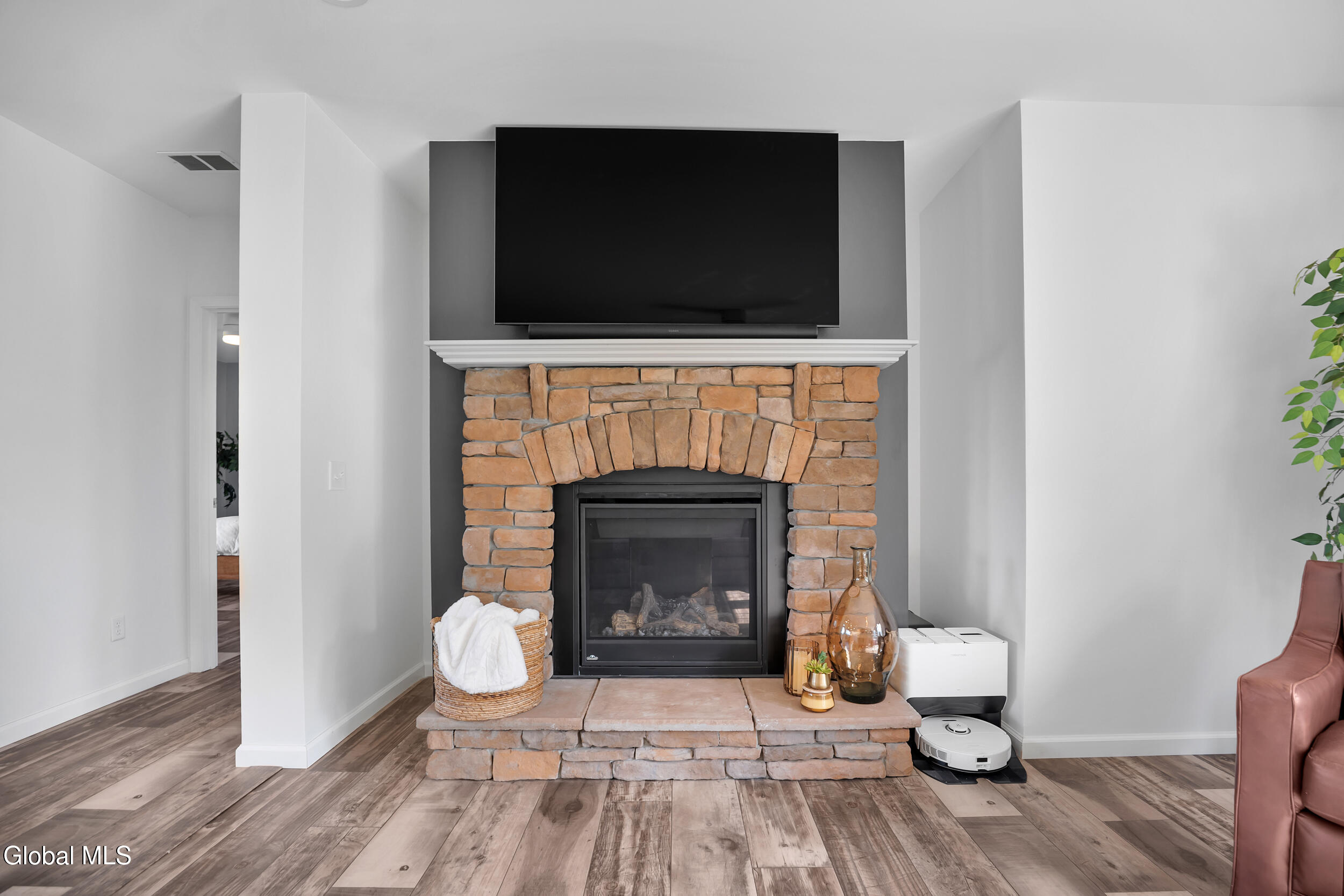 2846 Rynex Corners Road Pattersonville NY 12137