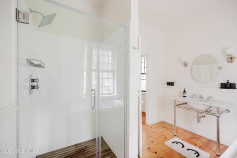 632 Albany Turnpike Chatham NY 12136