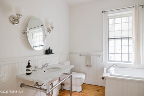 632 Albany Turnpike Chatham NY 12136