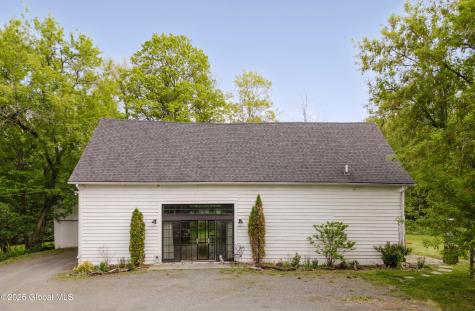 632 Albany Turnpike Chatham NY 12136