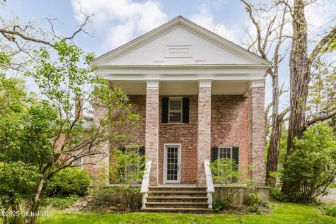 632 Albany Turnpike Chatham NY 12136