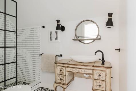 632 Albany Turnpike Chatham NY 12136