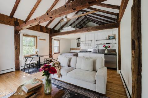 632 Albany Turnpike Chatham NY 12136