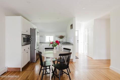 632 Albany Turnpike Chatham NY 12136