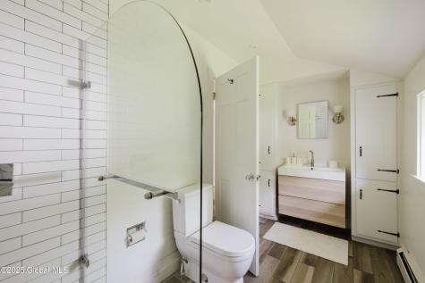 632 Albany Turnpike Chatham NY 12136