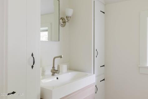 632 Albany Turnpike Chatham NY 12136