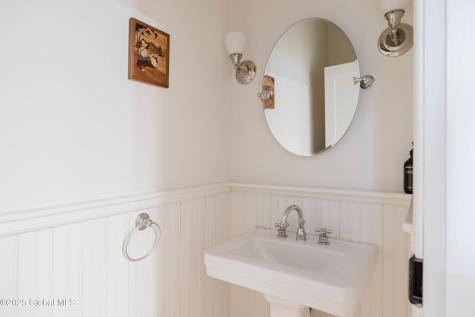 632 Albany Turnpike Chatham NY 12136