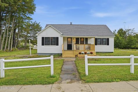 20 Broad Street Broadalbin NY 12025