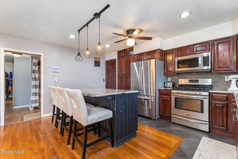 17 Hudson Street Waterford NY 12188