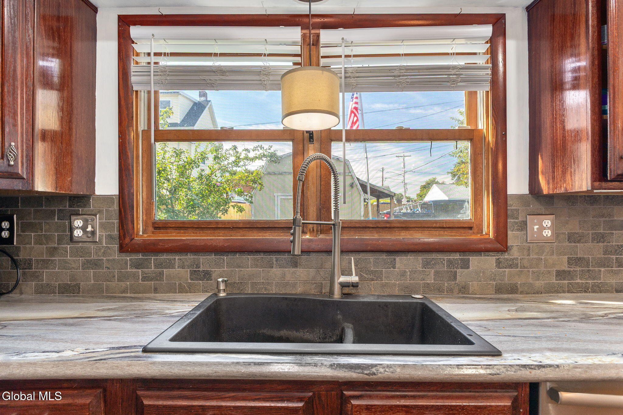 17 Hudson Street Waterford NY 12188